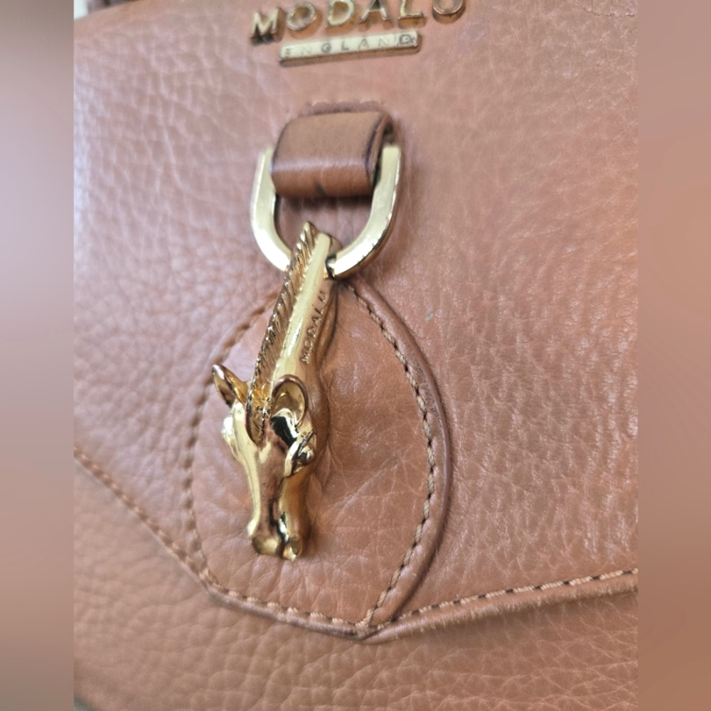 Moda Tan Leather Crossbody Bag - Picture 4 of 13
